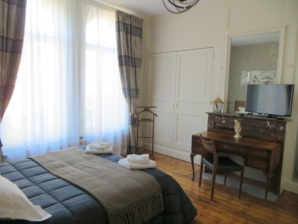 Chambres D'Hotes- Lille Aux Oiseaux Kamer foto